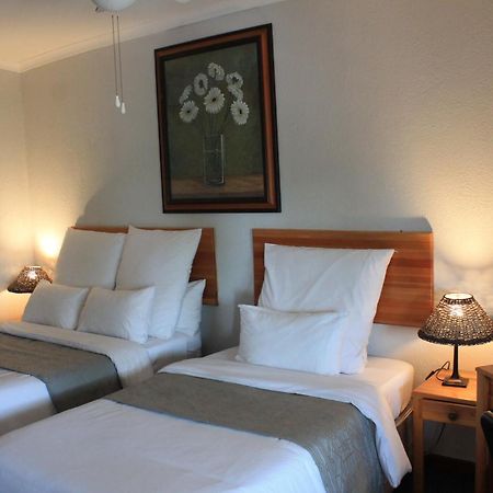 Nelspruit Lodge Mbombela Exterior photo